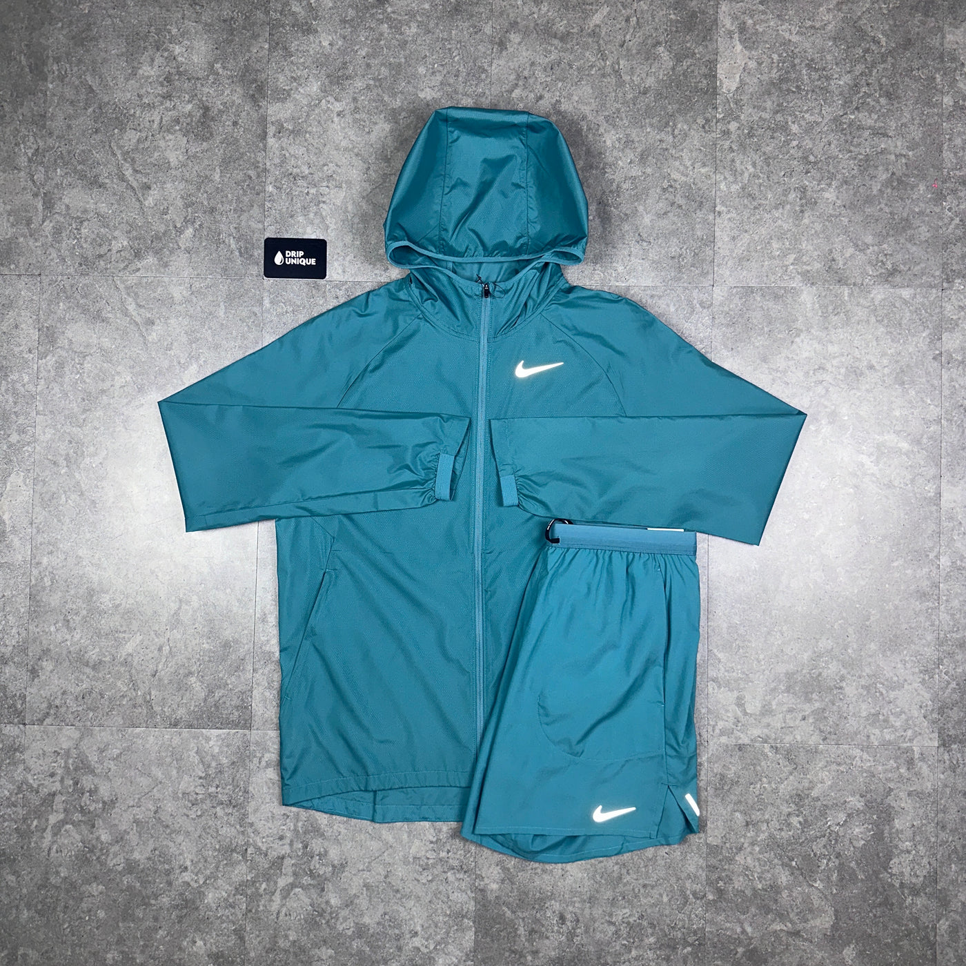 Nike Essential Windrunner Jacket Teal & Flex Stride Shorts Set