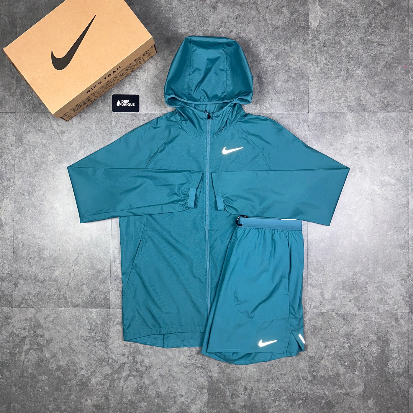 Nike Essential Windrunner Jacket Teal & Flex Stride Shorts Set