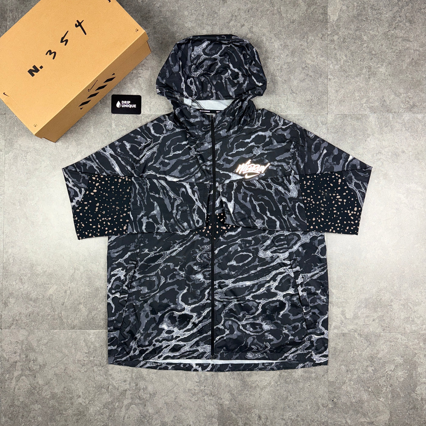 Nike Galaxy Wildrun Windrunner Jacket Black