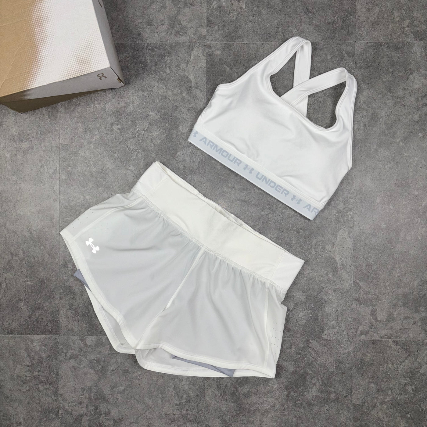 Women's Under Armour Sports Bra White, dripuniqueuk, missuniqueuk