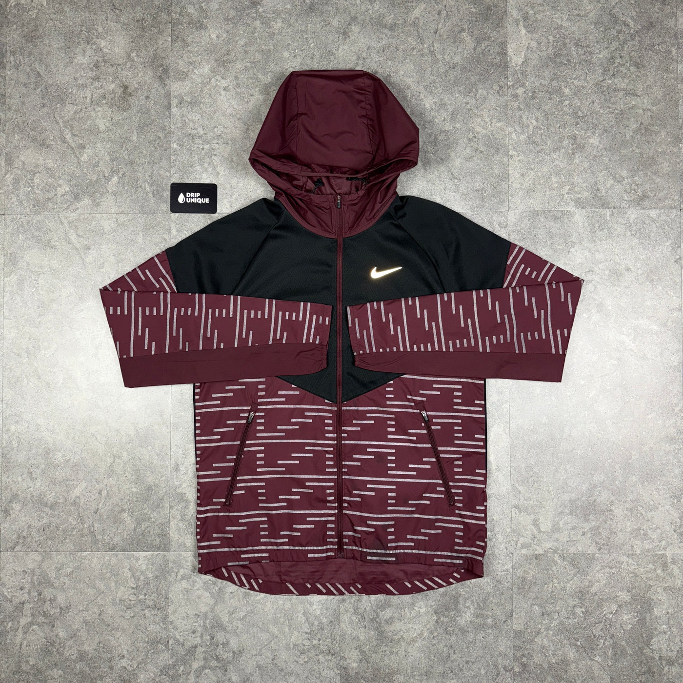 Nike Repel Running Division Flash Windrunner Jacket Maroon