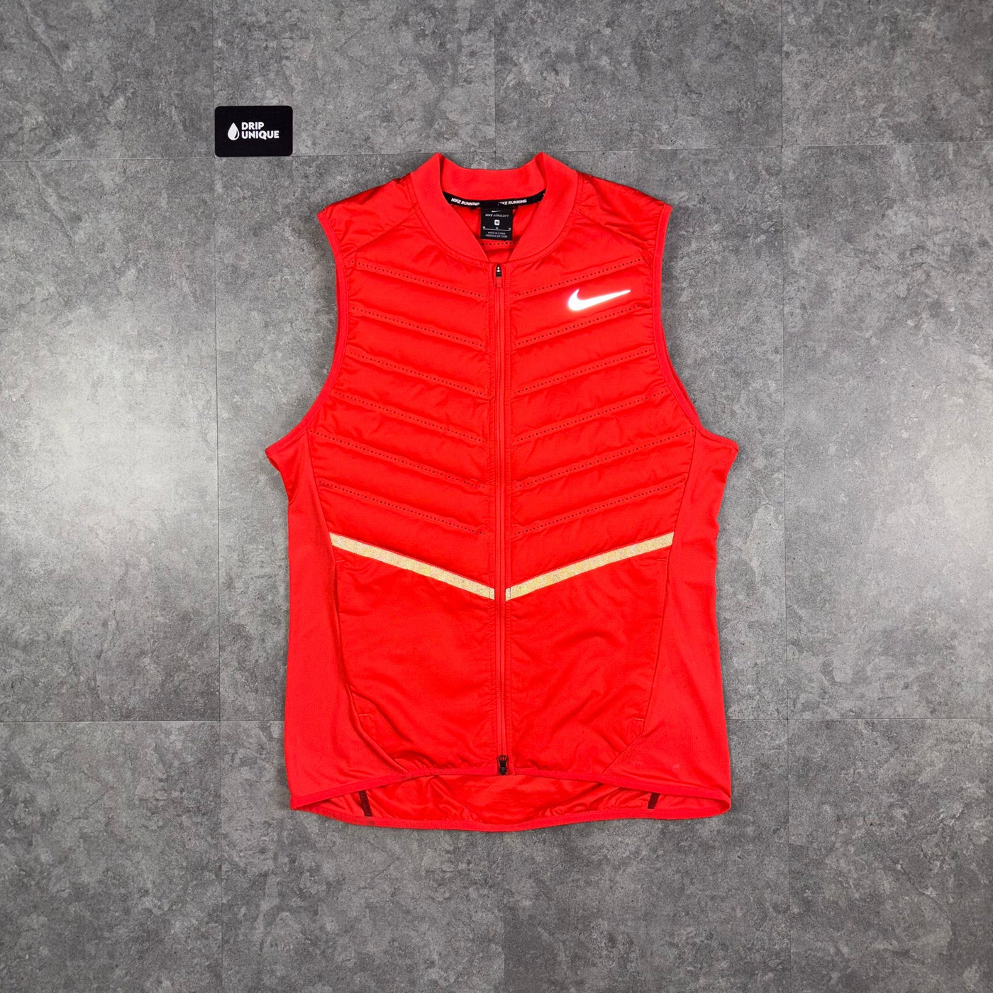 Nike Aeroloft Essential Gilet Crimson, Nike Gilet, dripuniqueuk